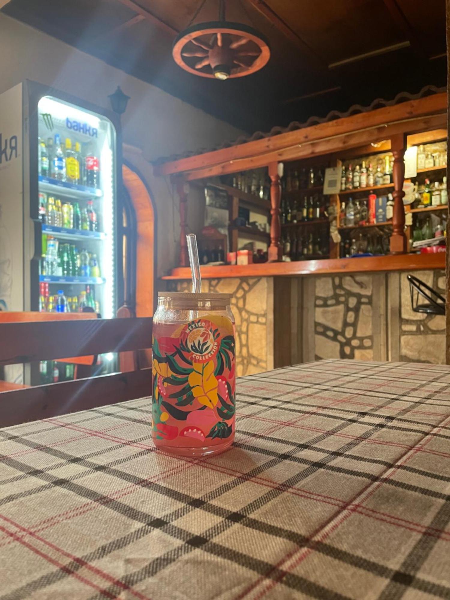 Къща За Гости Динас Zmeitsa Buitenkant foto